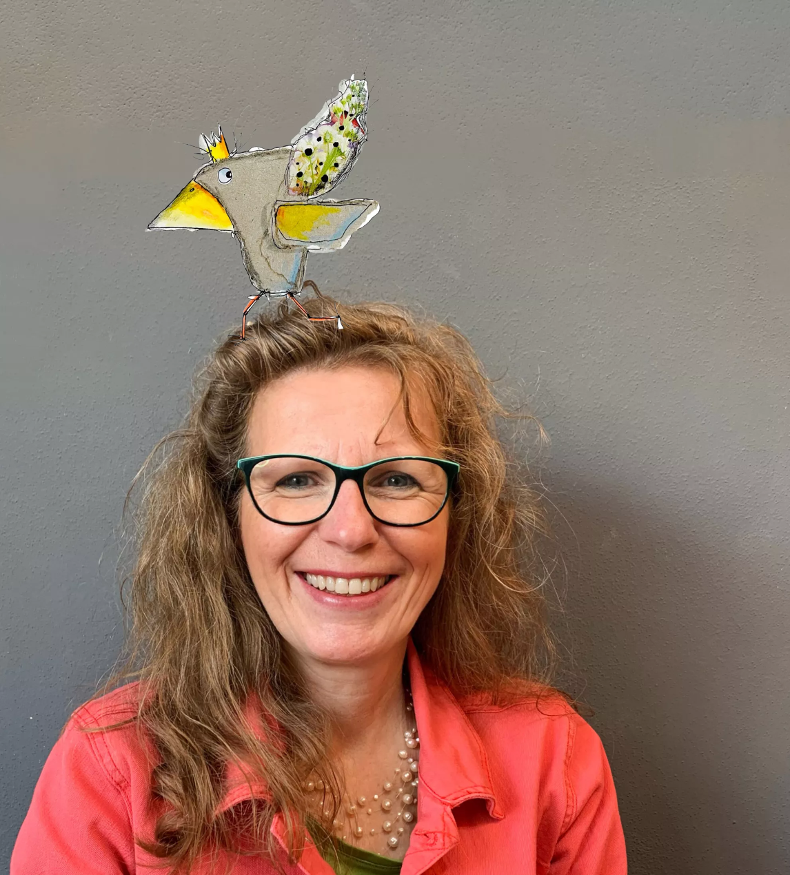 angela-fun-gelb-vogel-profil-kopie.1.664f6934c75d6.webp